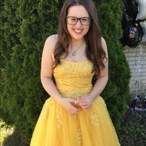 Meet your Posher, Hannah